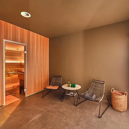 ホテル Warth52-w52 3*