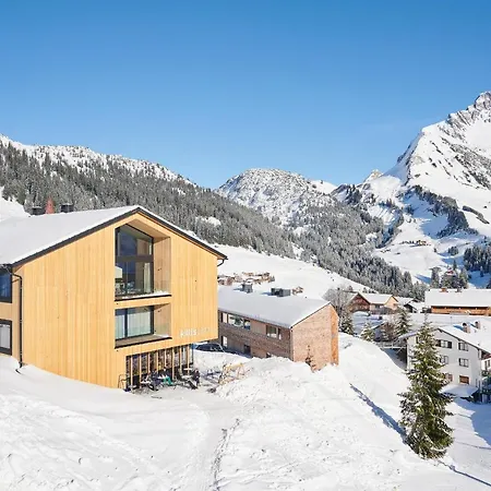 Hotel Warth52-w52 4*