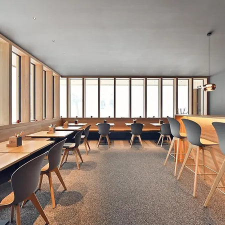 Warth52-w52 ホテル